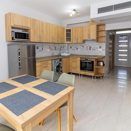 Tisza Panzio Es Apartman Tiszaújváros Exteriér fotografie